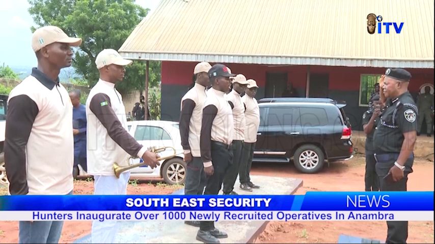 South East Security: Hunters Inaugurate Over 1000 Newly Recruited Operatives In Anambra