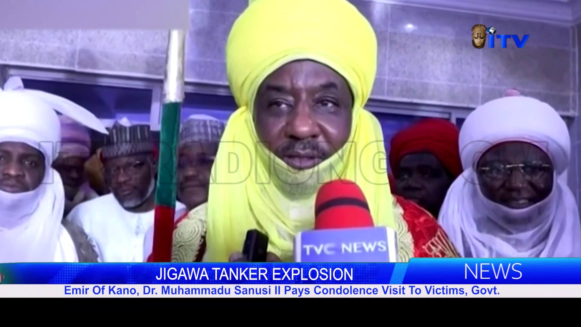 JIGAWA TANKER EXPLOSION: Emir Of Kano, Dr. Muhammadu Sanusi II Pays Condolence Visit To Victims, Govt.